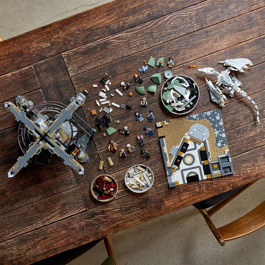 LEGO? Harry Potter? Gringotts? Wizarding Bank - Collectors Edition
