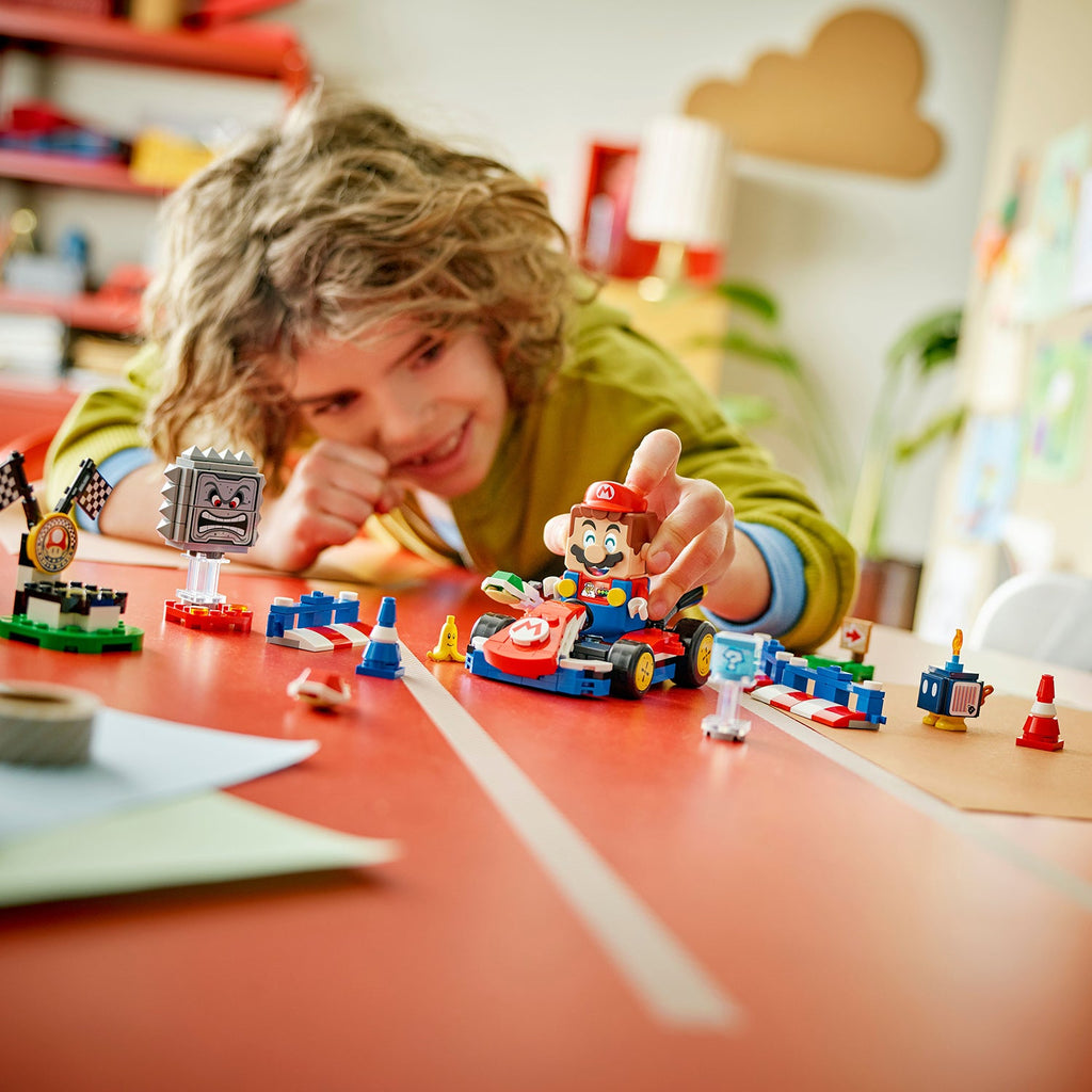 LEGO? Super Mario?: Mario Kart? ÿ Interactive LEGO? Mario? & Standard Kart
