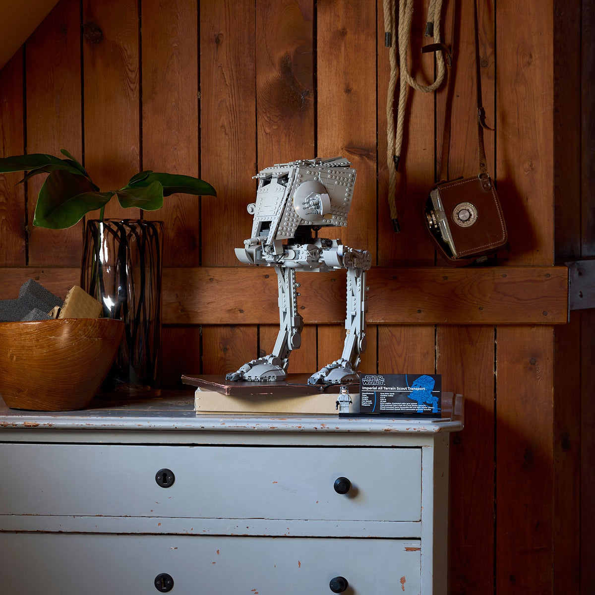 LEGO? Star Wars? AT-ST? Walker