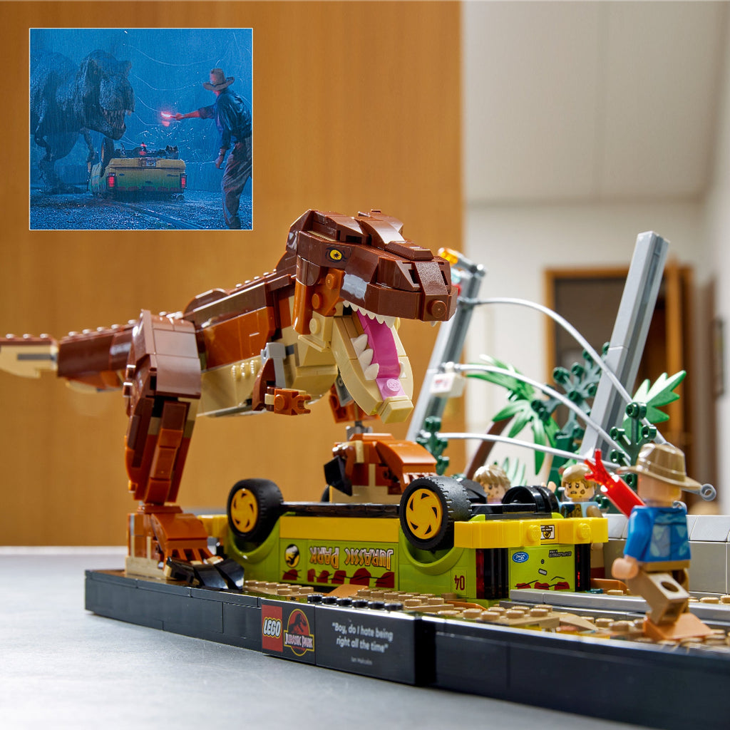 LEGO? Jurassic Park T. rex Breakout
