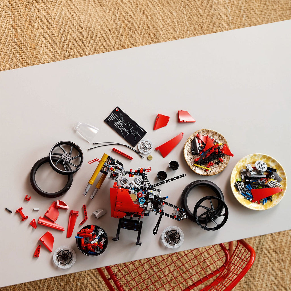 LEGO? Technic Ducati Panigale V4 S Motorcycle