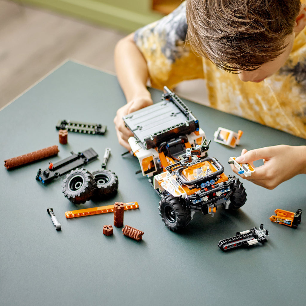 LEGO? Technic All-Terrain Vehicle