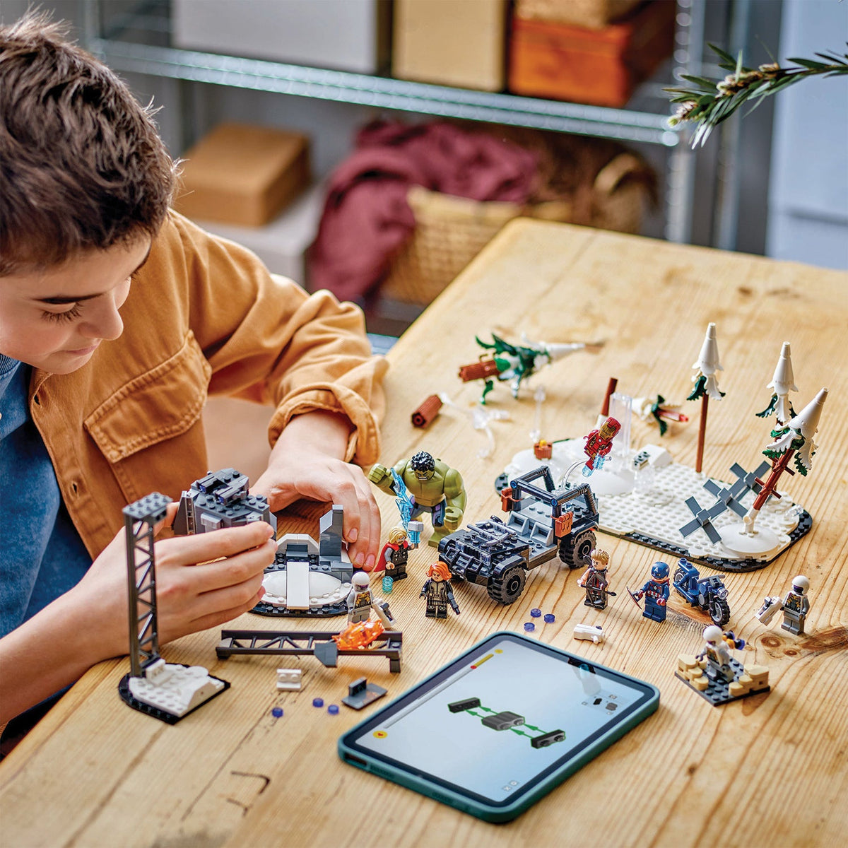 LEGO? Marvel The Avengers Assemble: Age of Ultron