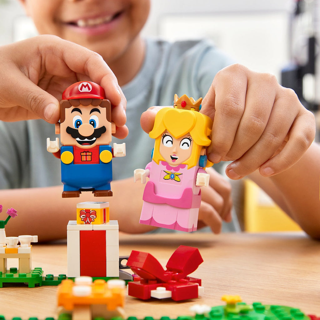 LEGO? Super Mario? Adventures with Peach Starter Course