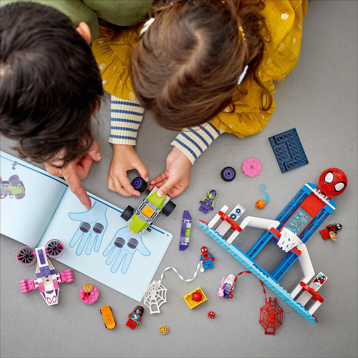 LEGO? Marvel Spidey And His Amazing Friends Spider-Man Webquarters Hangout