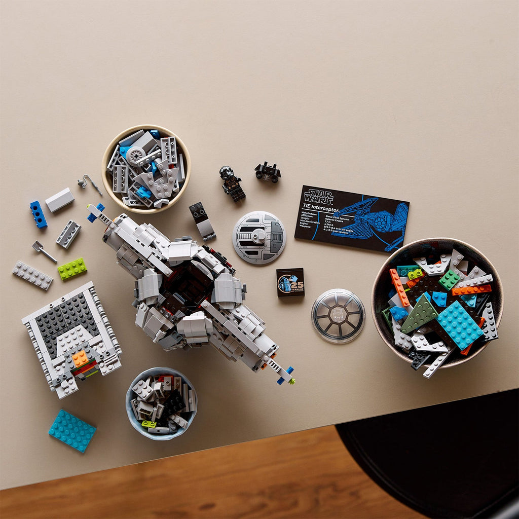 LEGO? Star Wars? TIE Interceptor?