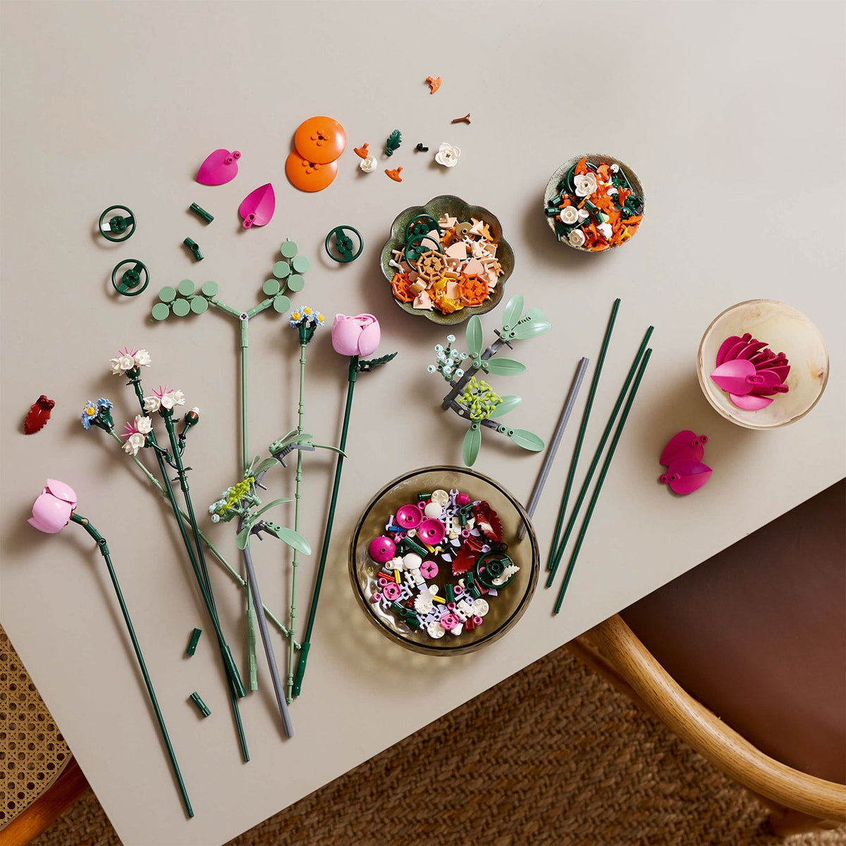 LEGO? Botanicals Pretty Pink Flower Bouquet