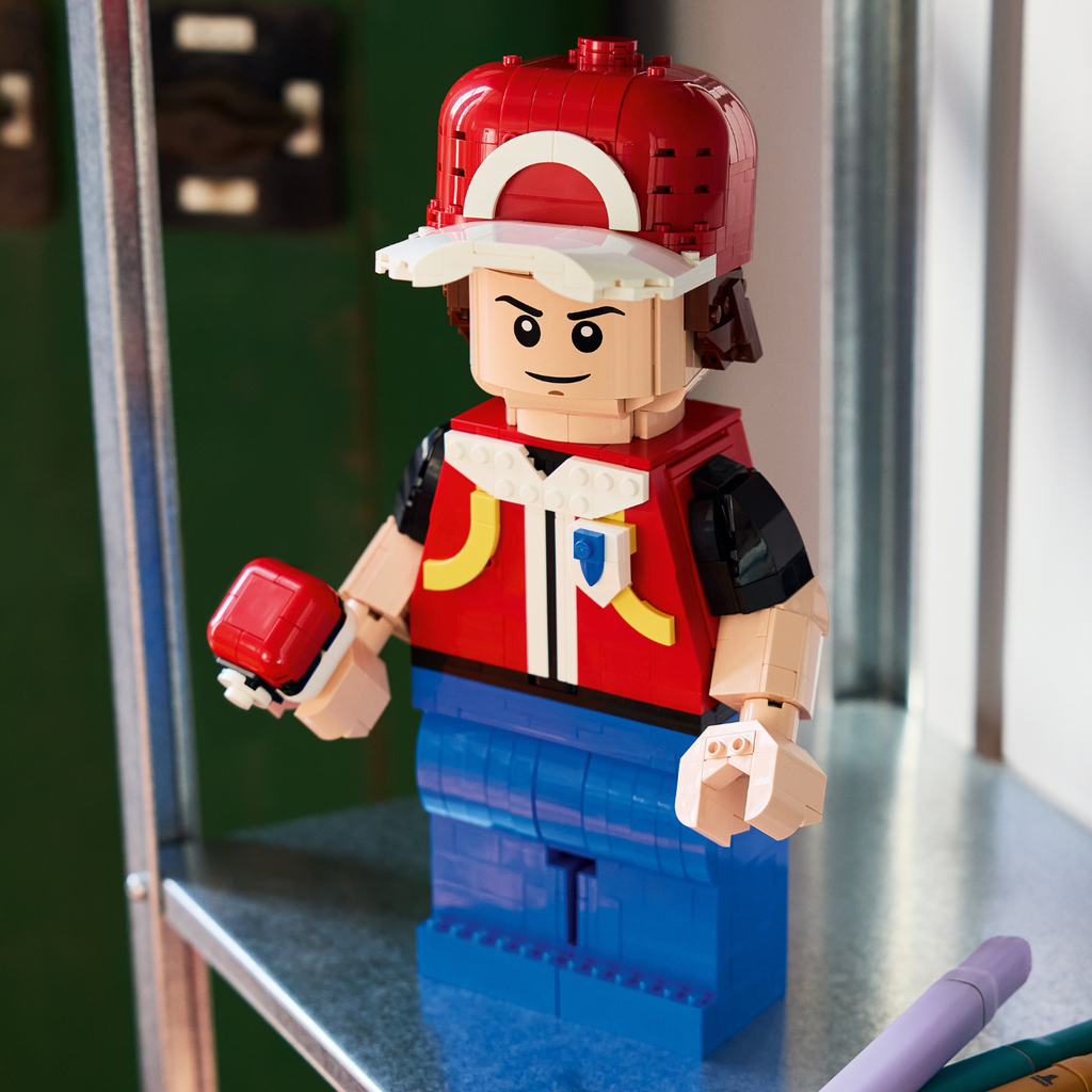 LEGO? Pok¨¦mon? Up-Scaled Red Minifigure