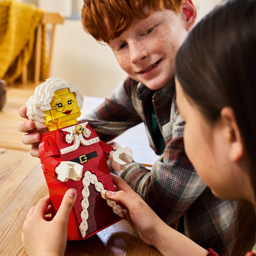 LEGO? Up-Scaled Mrs. Claus Minifigure
