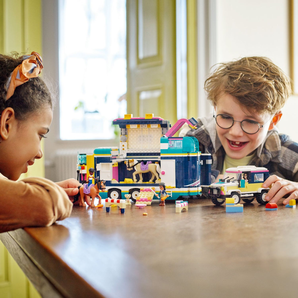 LEGO? Friends? Horse Show Trailer
