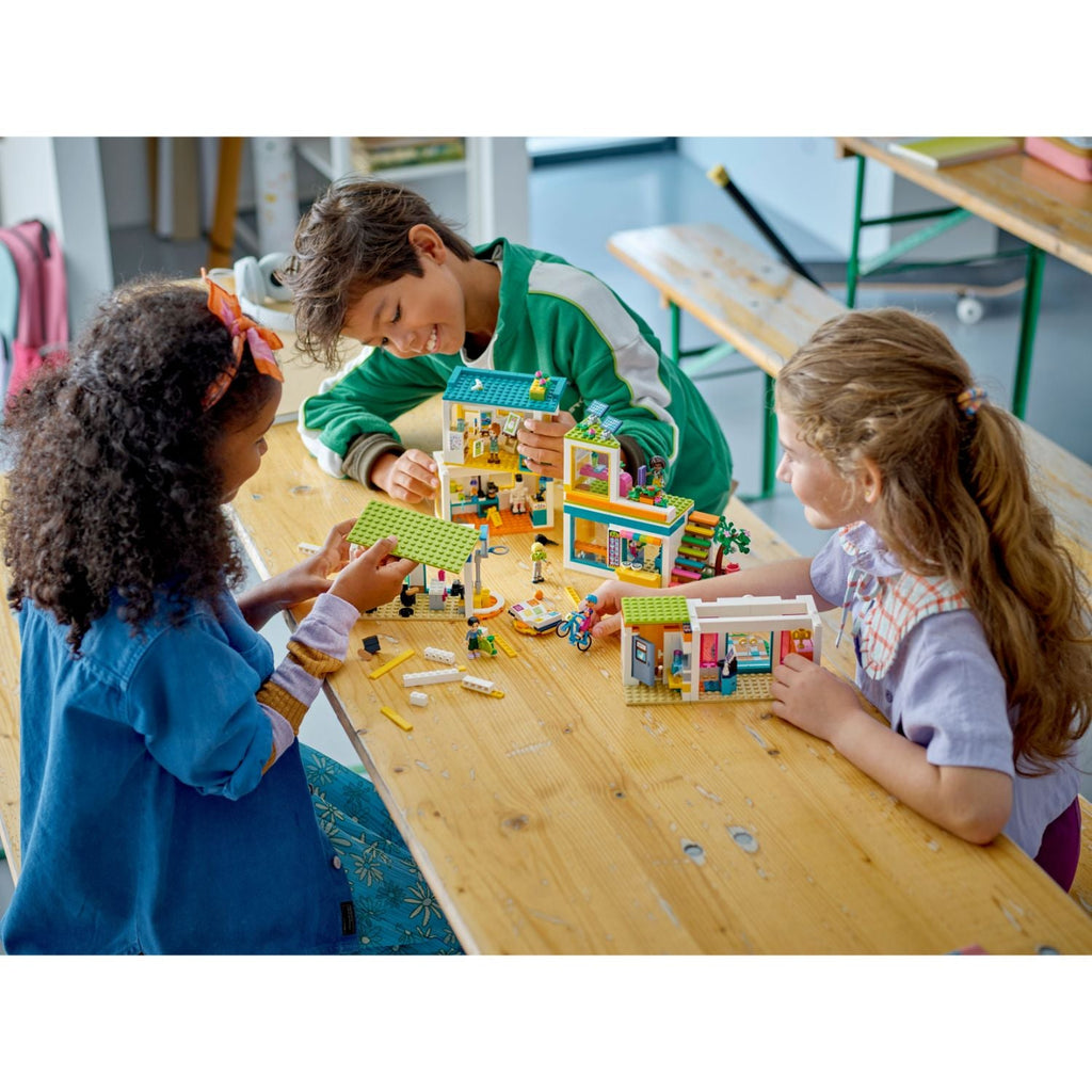 LEGO? Friends? Heartlake International School