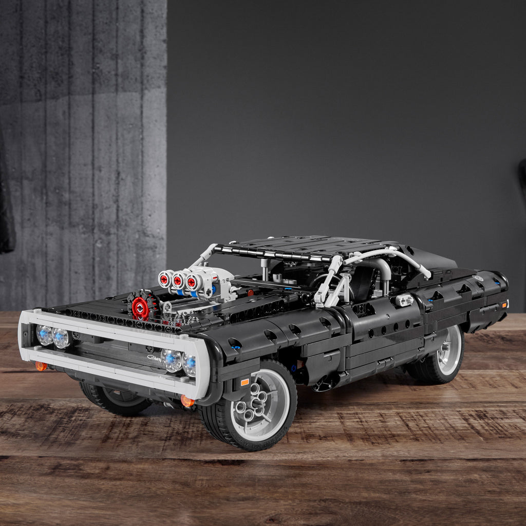 LEGO? Technic Doms Dodge Charger