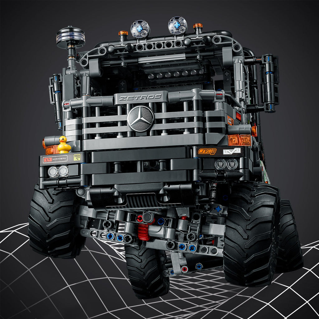 LEGO? Technic 4x4 Mercedes-Benz Zetros Trial Truck
