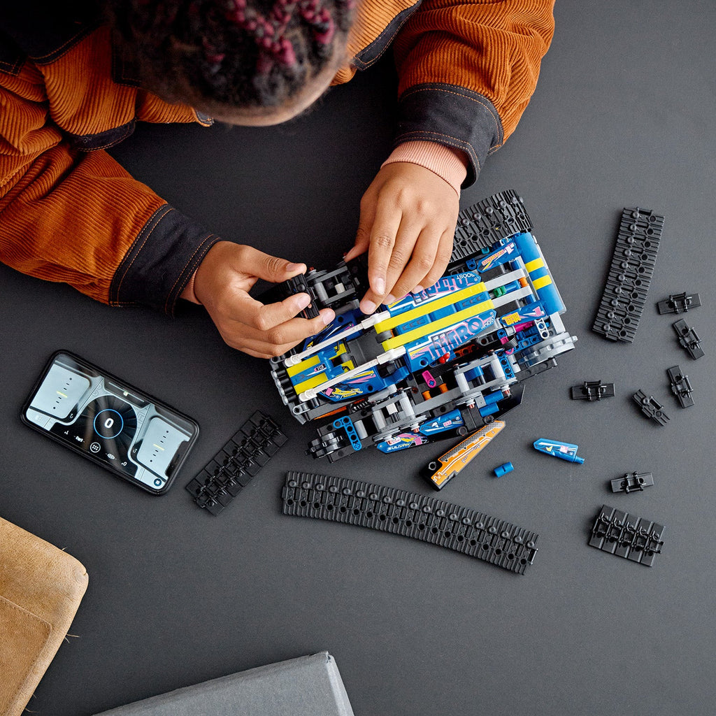 LEGO? Technic App-Controlled Transformation Vehicle