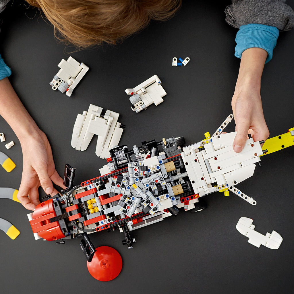 LEGO? Technic Airbus H175 Rescue?Helicopter
