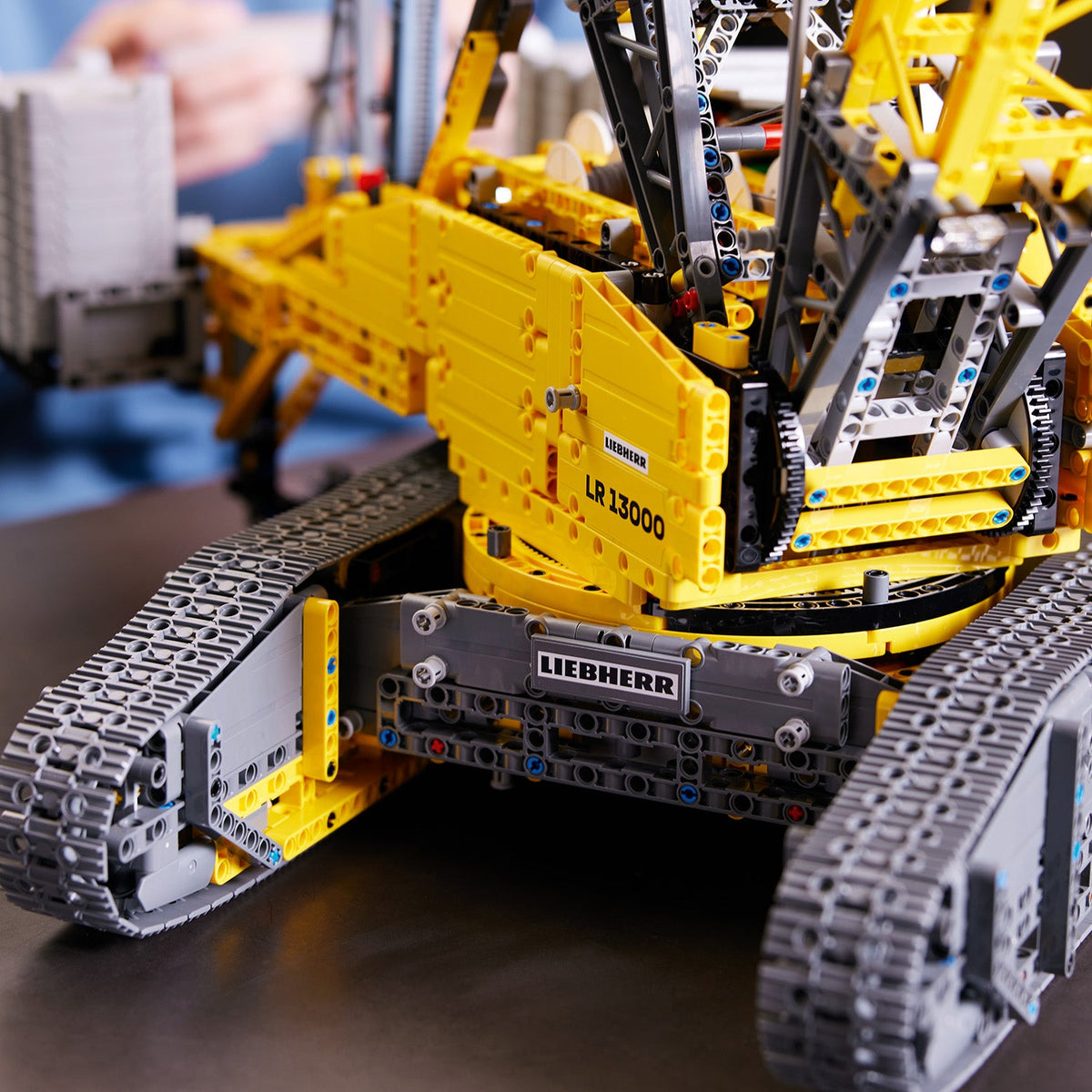 LEGO? Technic Liebherr Crawler Crane LR 13000