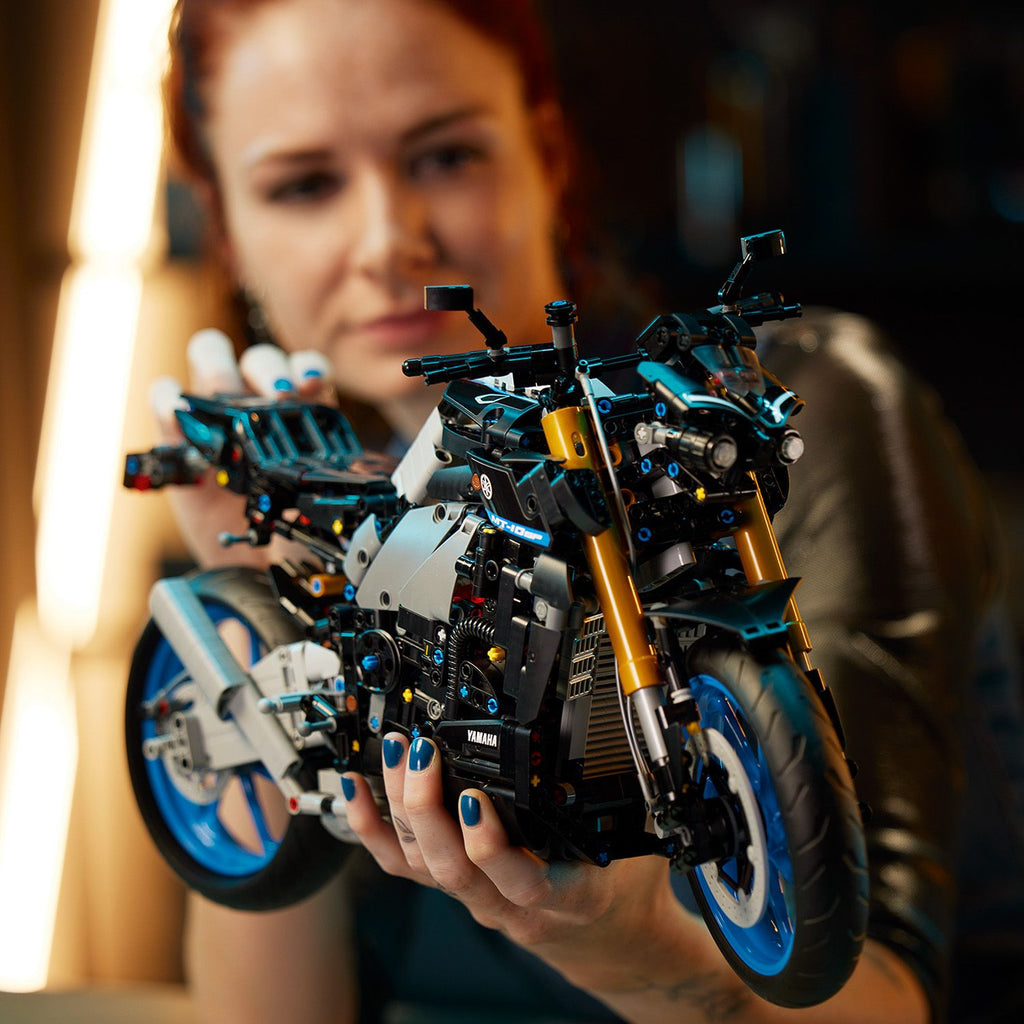 LEGO? Technic Yamaha MT-10 SP