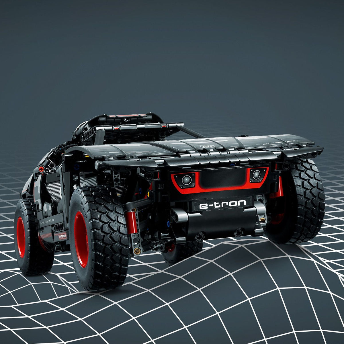 LEGO? Technic Audi RS Q e-tron