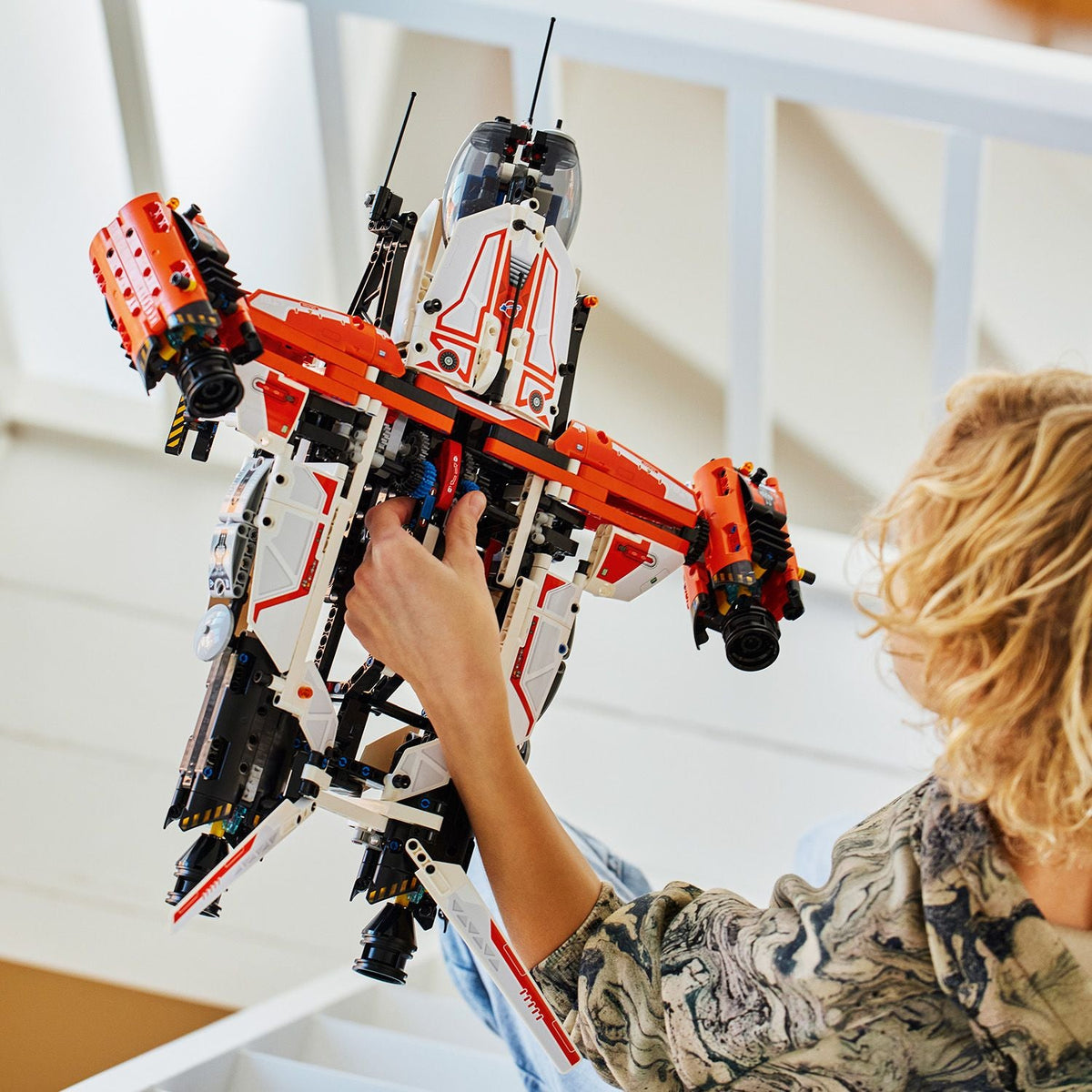 LEGO? Technic VTOL Heavy Cargo Spaceship LT81