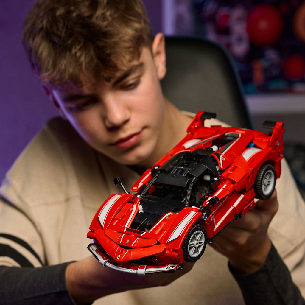 LEGO? Technic Ferrari FXX K