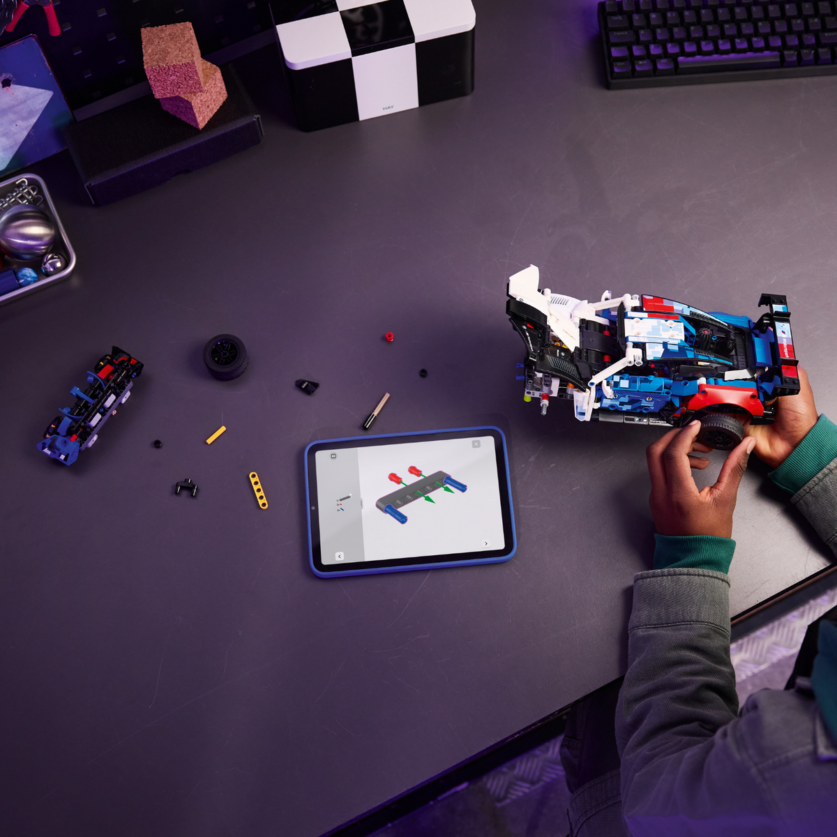 LEGO? Technic BMW M4 GT3 EVO Race Car