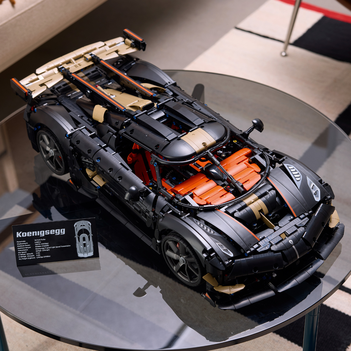 LEGO? Technic Koenigsegg Sadair's Spear Megacar