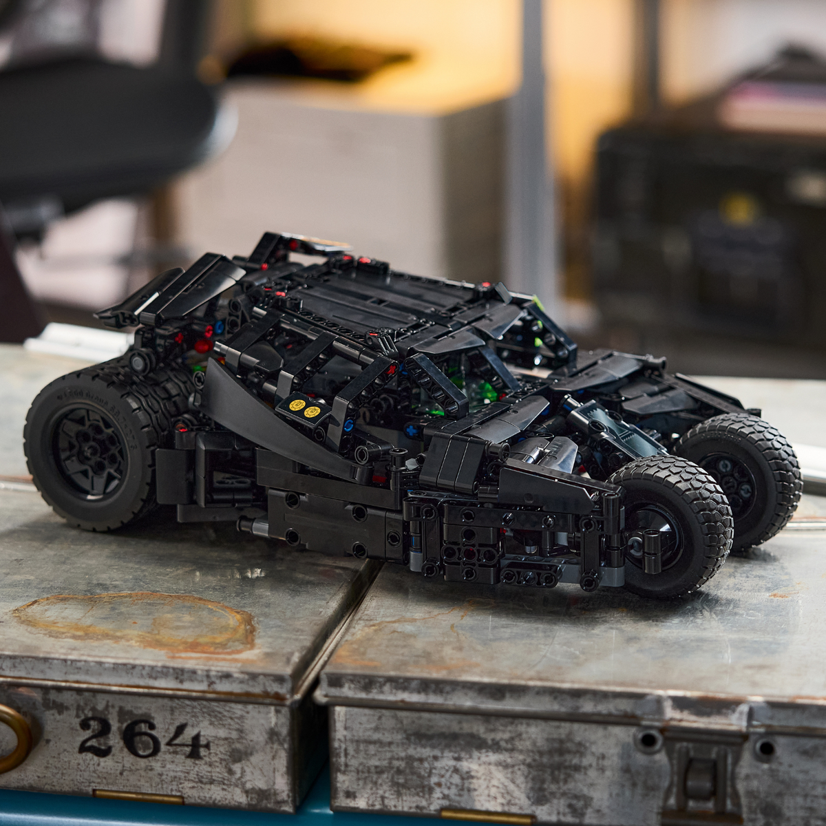 LEGO? Technic Batmobile? Tumbler