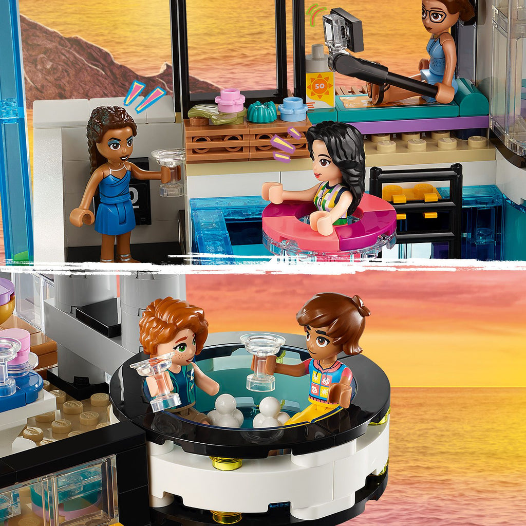 LEGO? Friends? Andrea's Modern Mansion