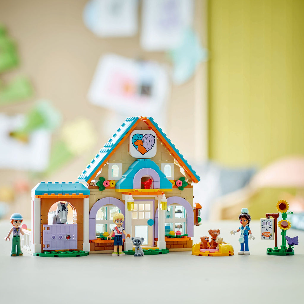 LEGO? Friends? Horse and Pet Vet Clinic