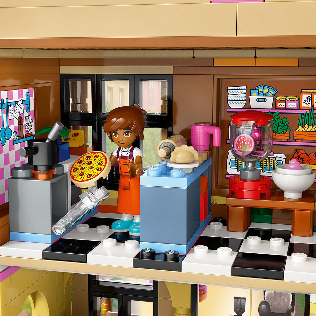 LEGO? Friends? Restaurant and Cooking School