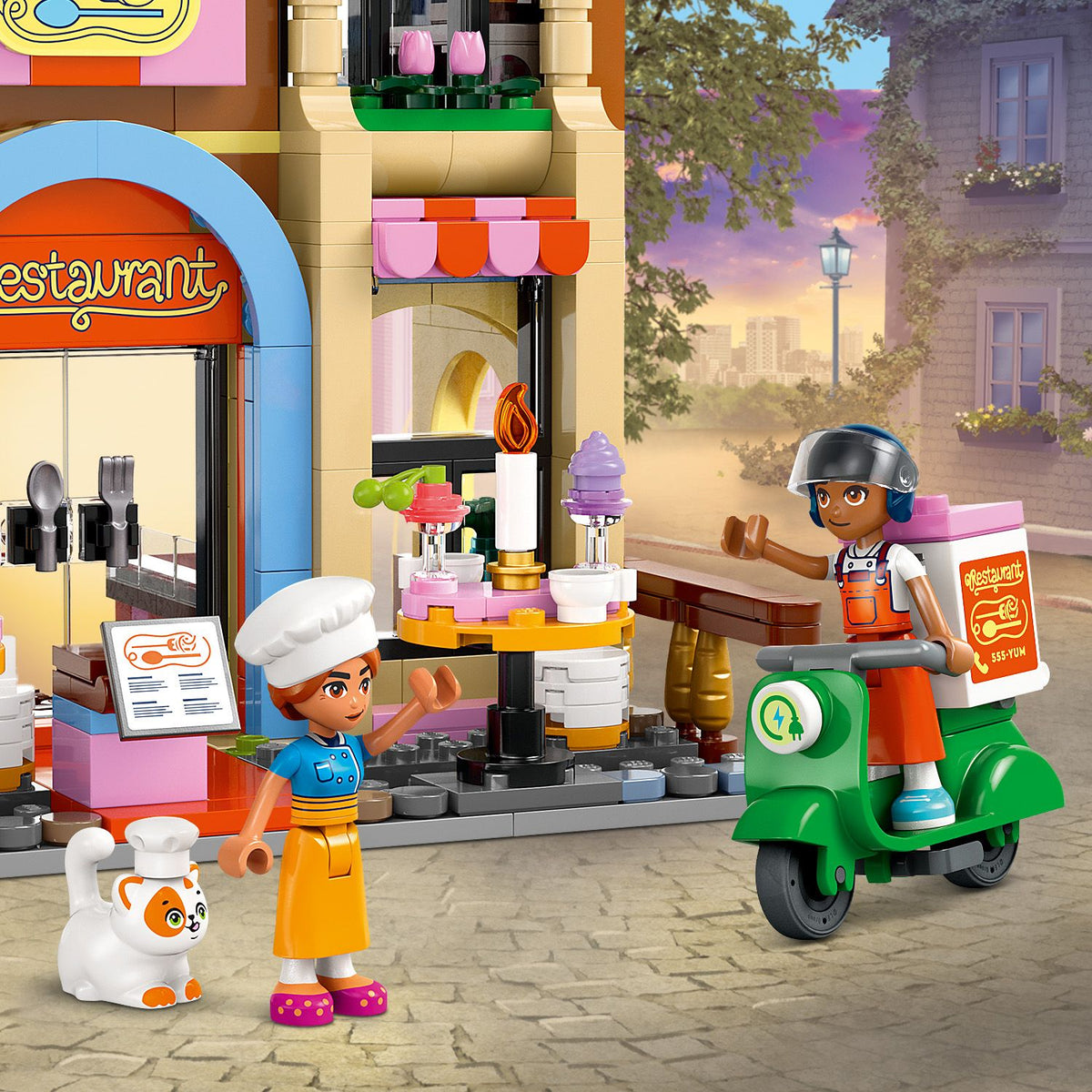 LEGO? Friends? Restaurant and Cooking School