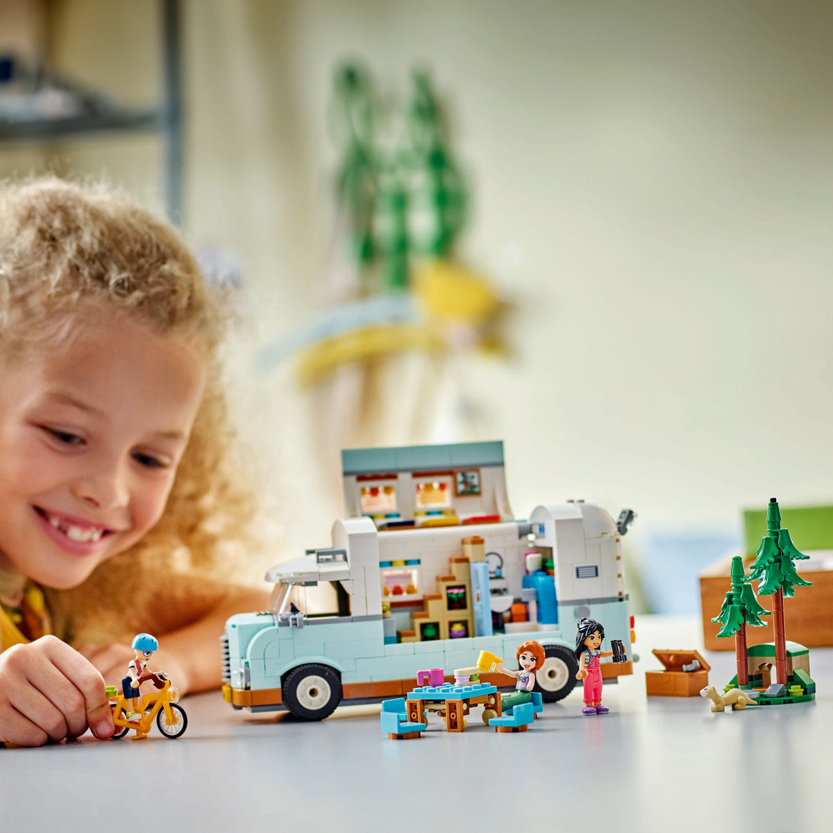 LEGO? Friends? Friendship Camper Van Adventure