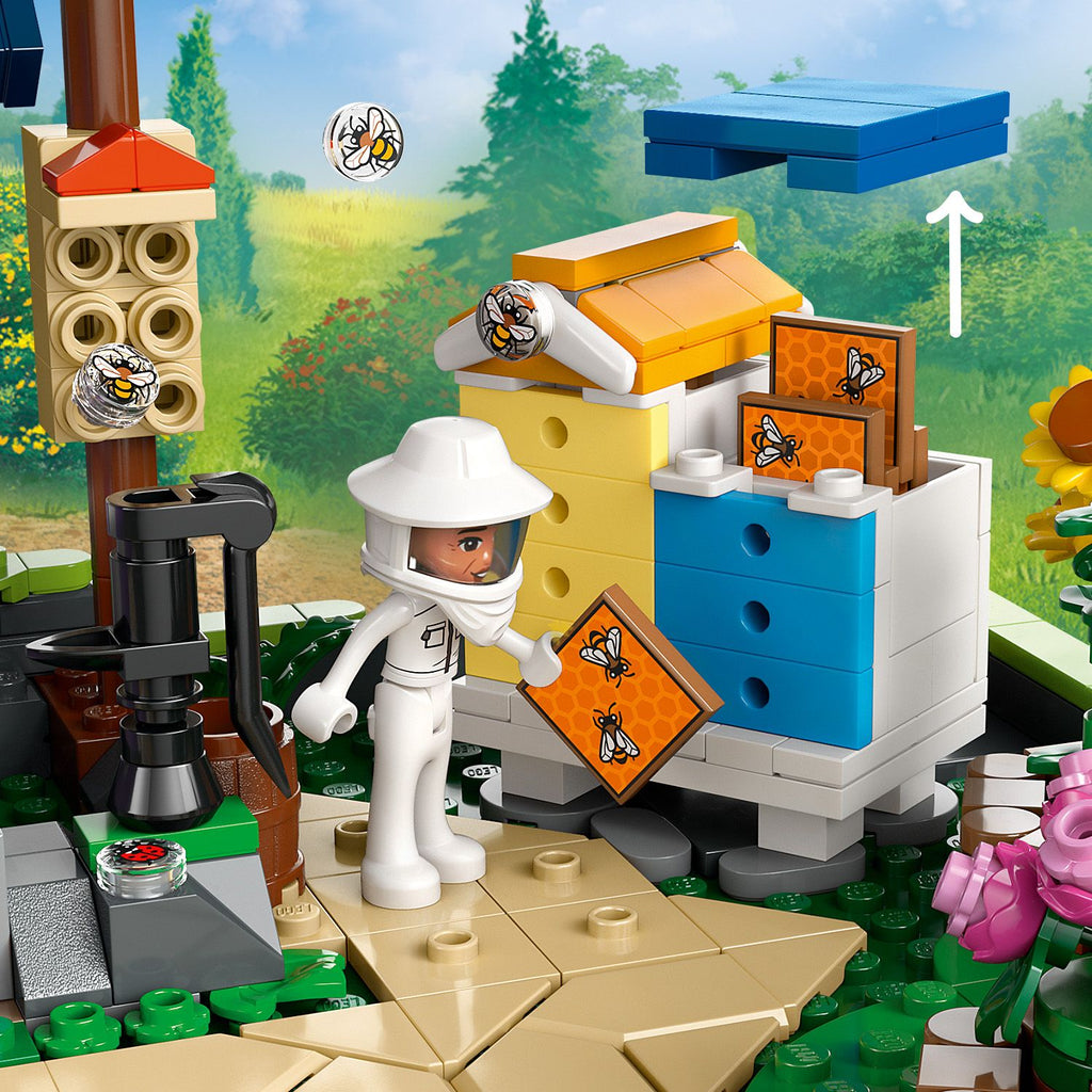 LEGO? Friends Beekeepers' House and Flower Garden