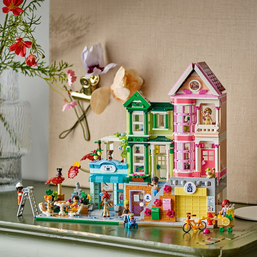 LEGO? Friends? Heartlake City Apartments and Stores