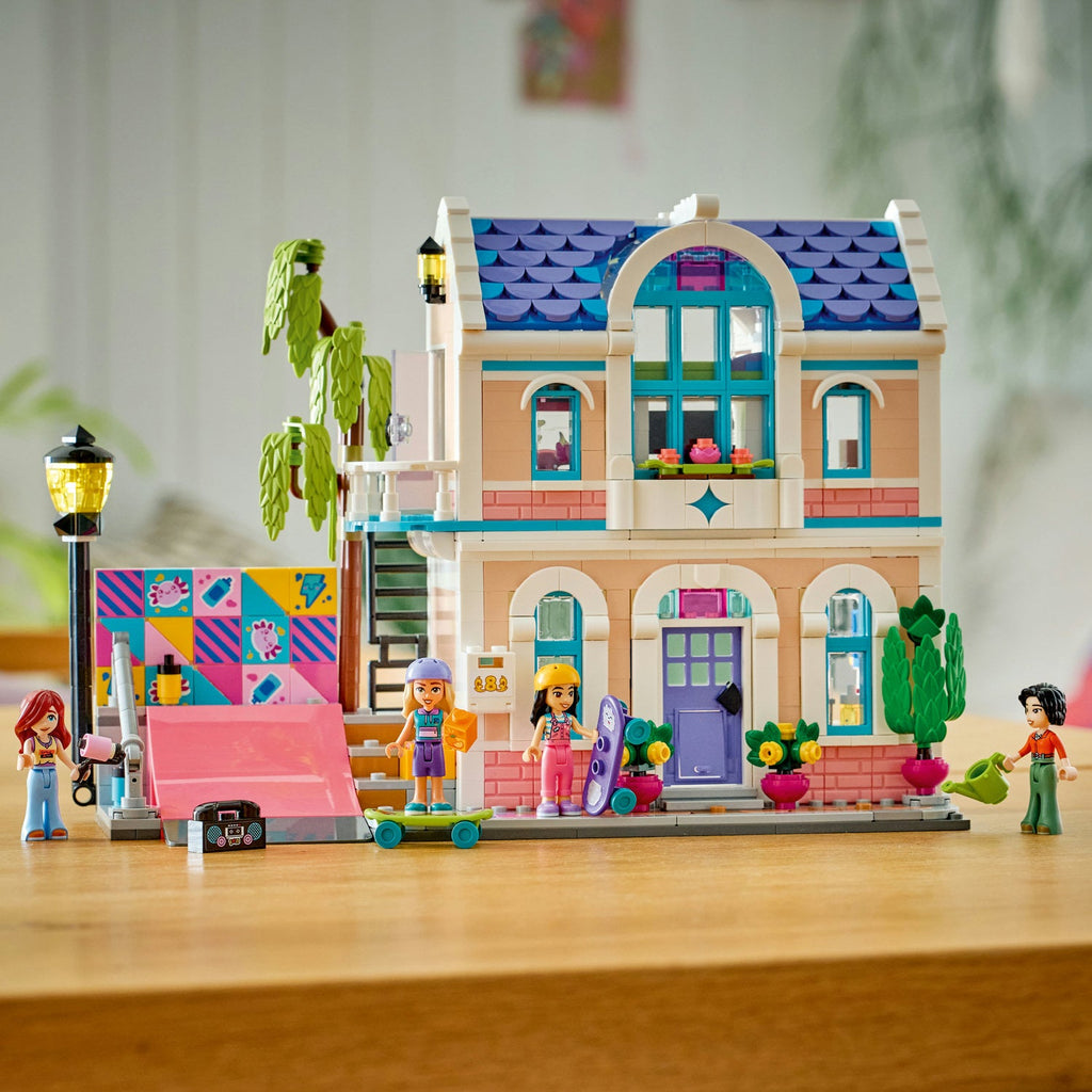 LEGO? Friends Liann's Family House
