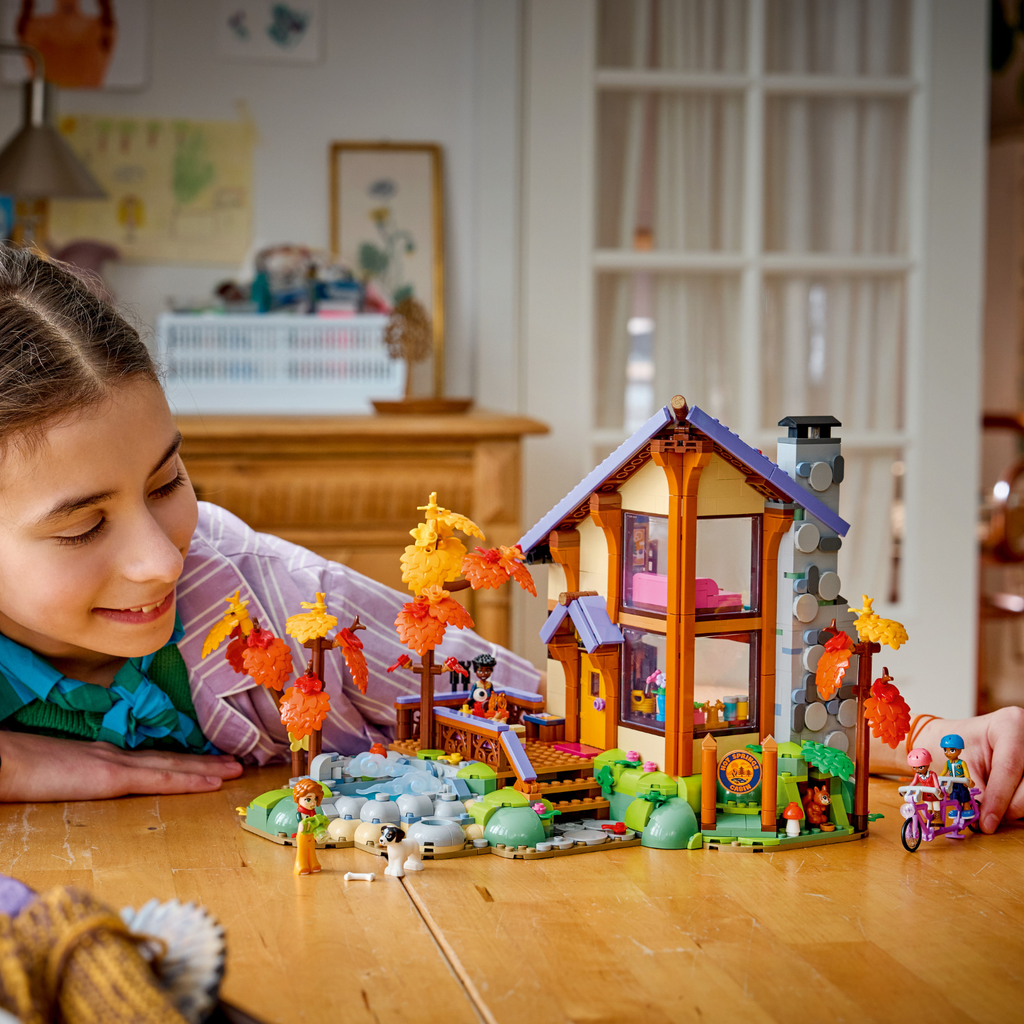 LEGO? Friends Cozy Fall Forest Cabin