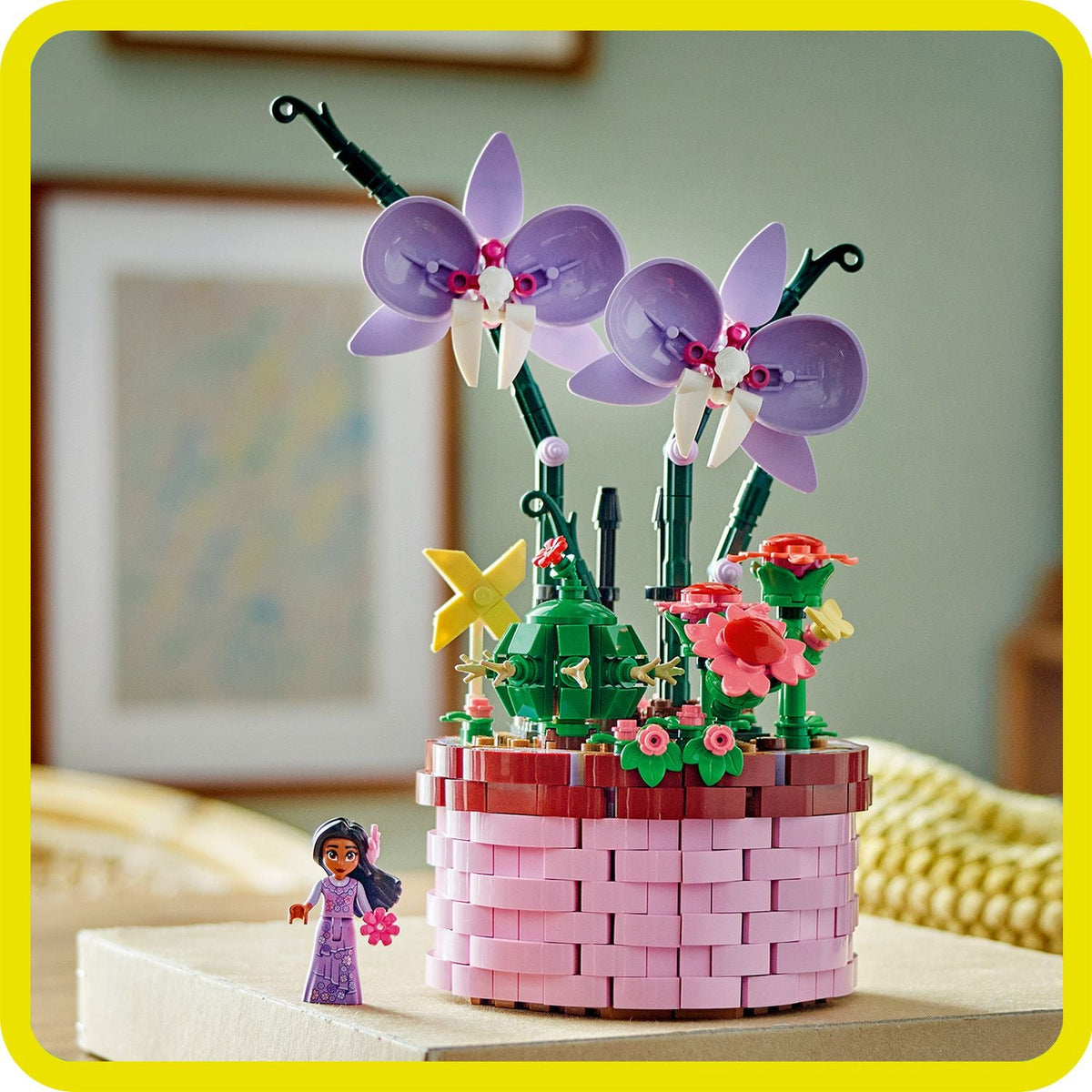 LEGO? | Disney Isabela's Flowerpot
