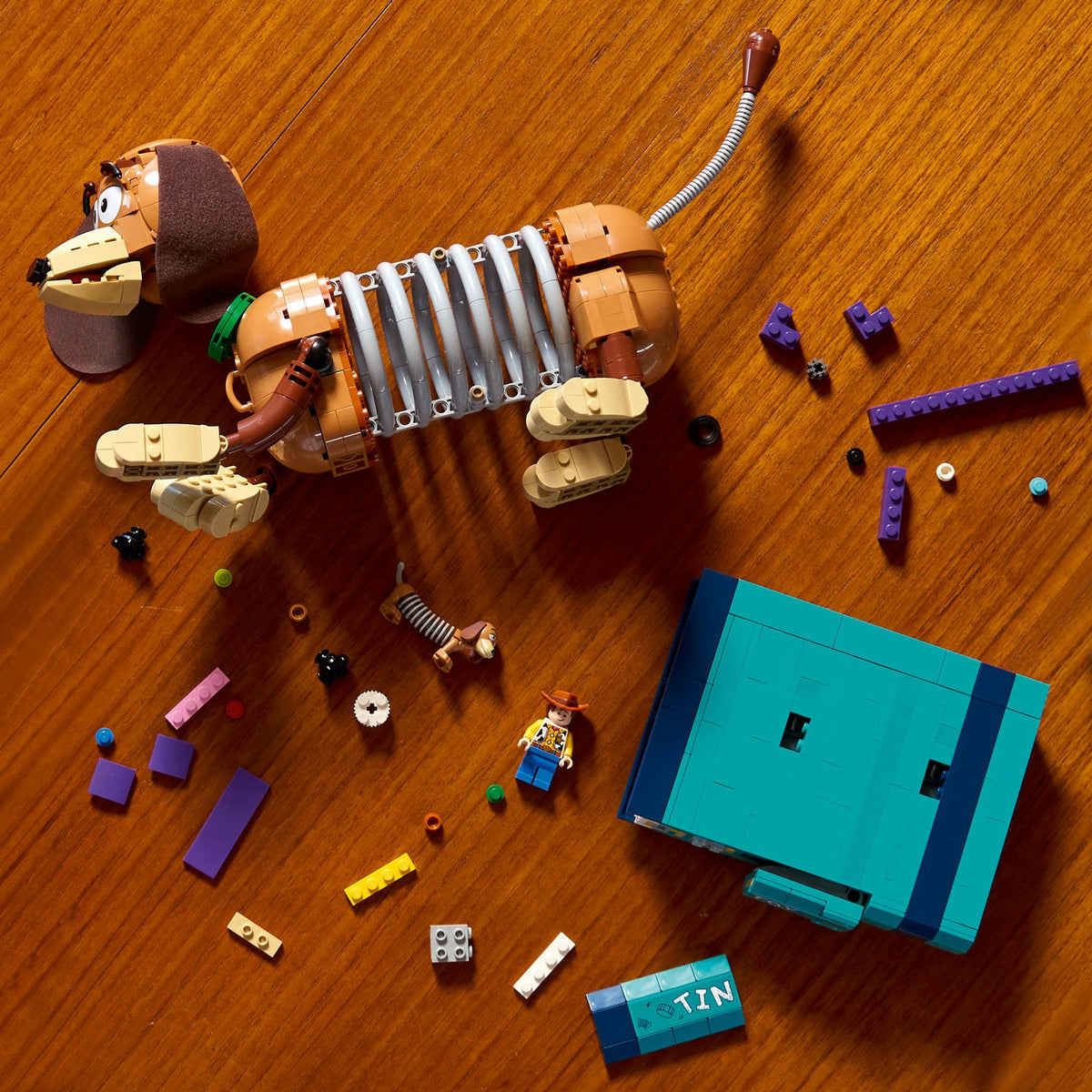 LEGO? | Disney and Pixar Toy Story Slinky Dog Bookends