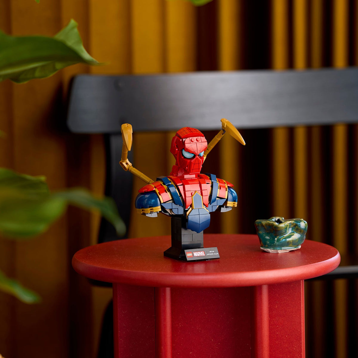 LEGO? ? Marvel Iron Spider-Man Bust
