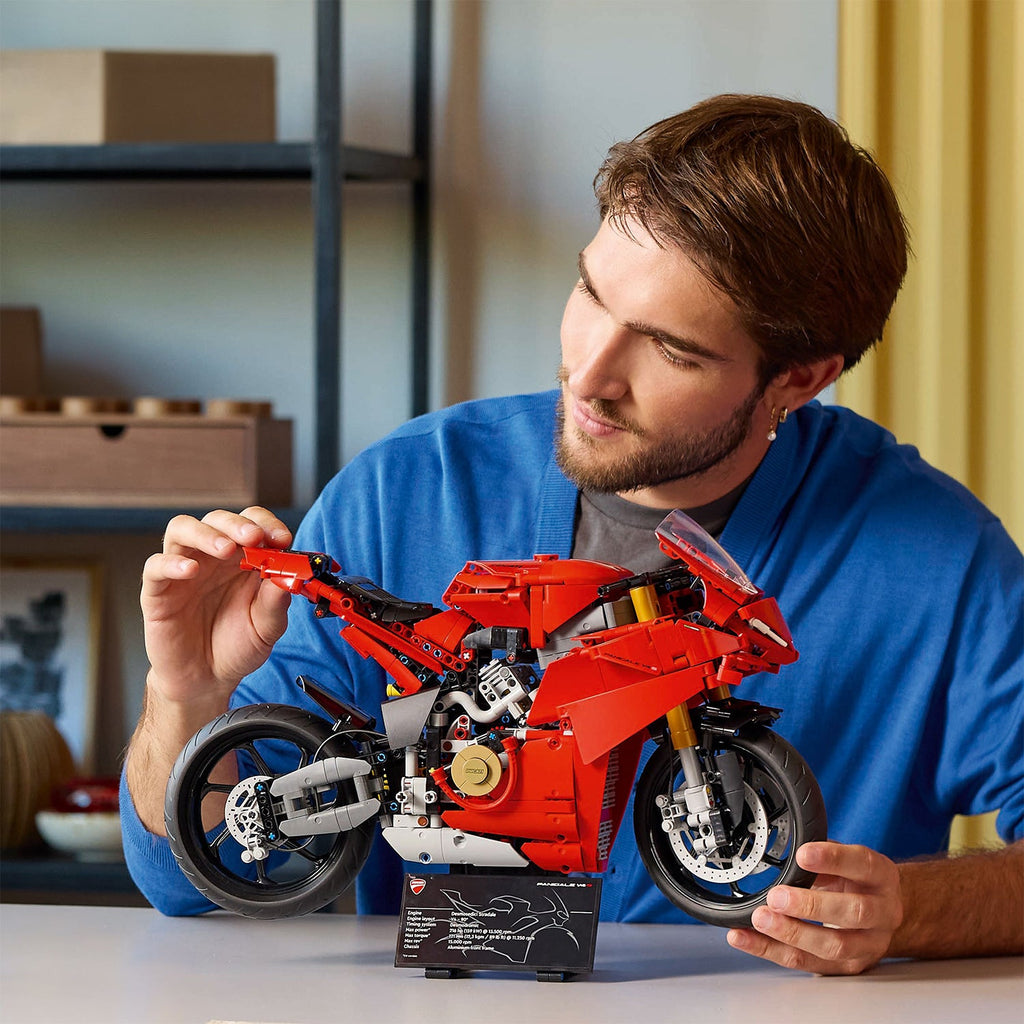 LEGO? Technic Ducati Panigale V4 S Motorcycle