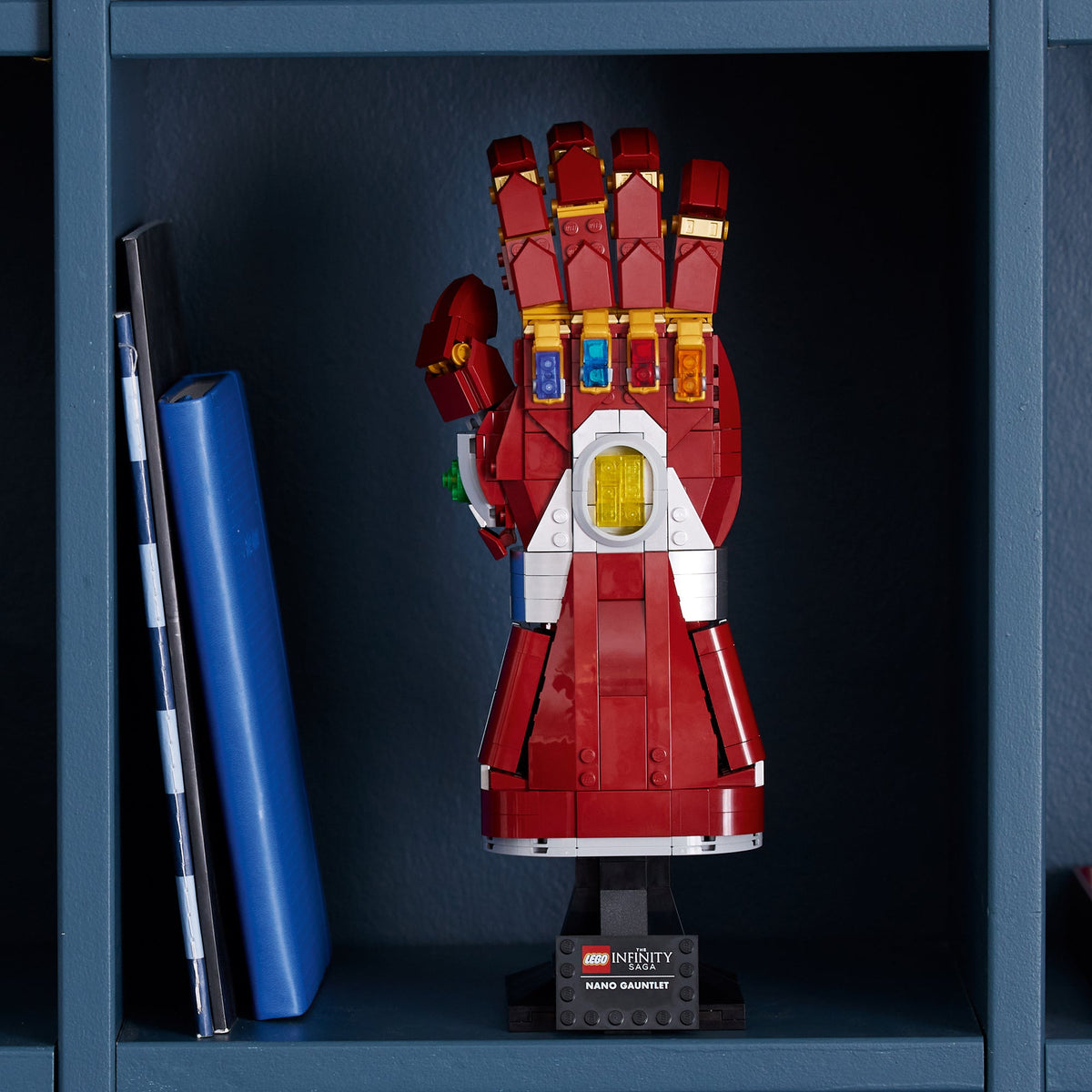 LEGO? Marvel Nano Gauntlet