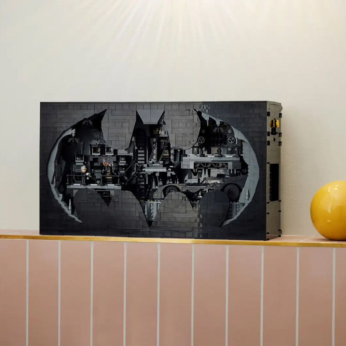 LEGO? DC Batman? Batcave? ¨C  Shadow Box