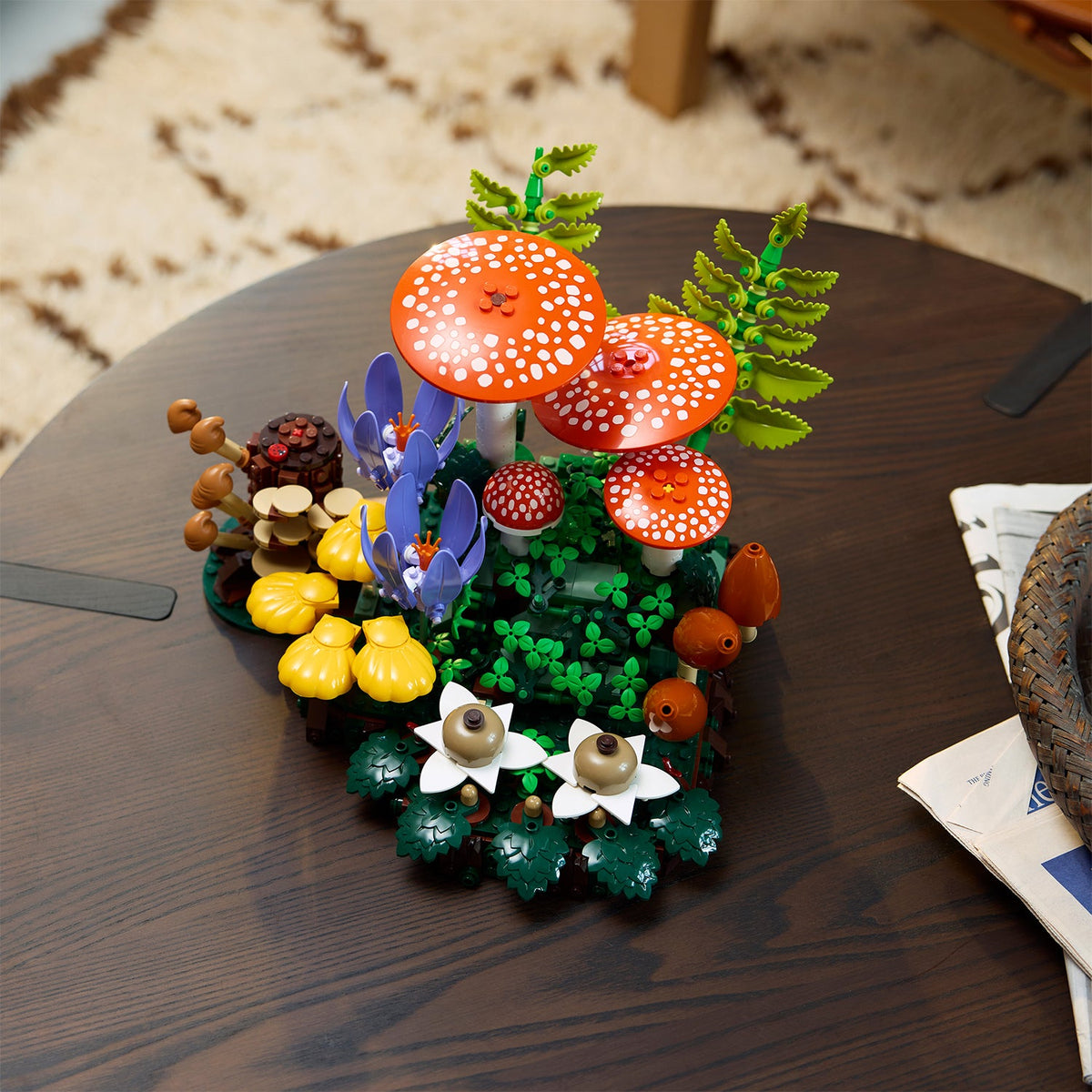 LEGO? Botanicals Woodland Mushrooms