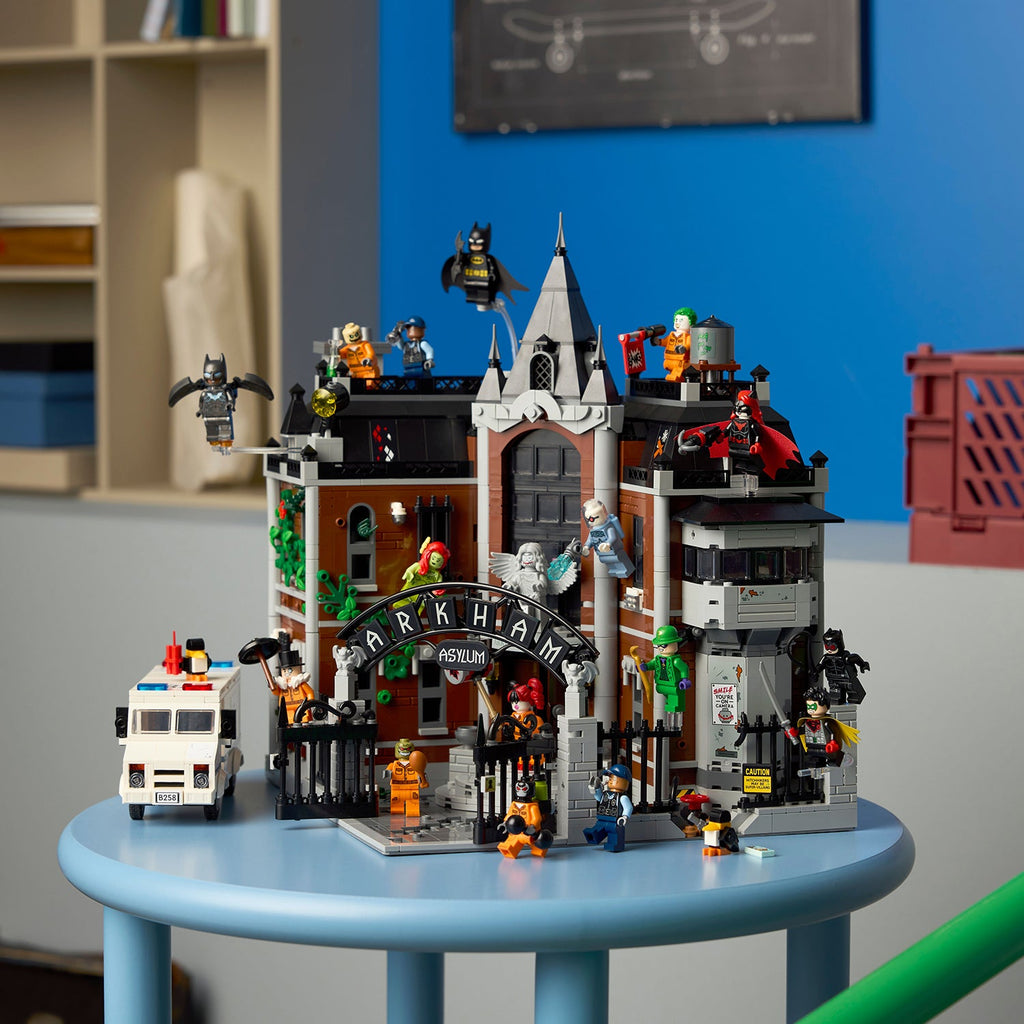 LEGO? DC Batman? Arkham Asylum?