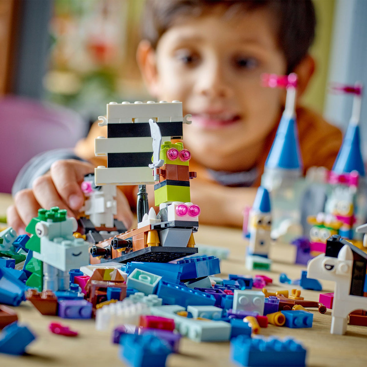 LEGO? Classic Creative Fantasy Universe