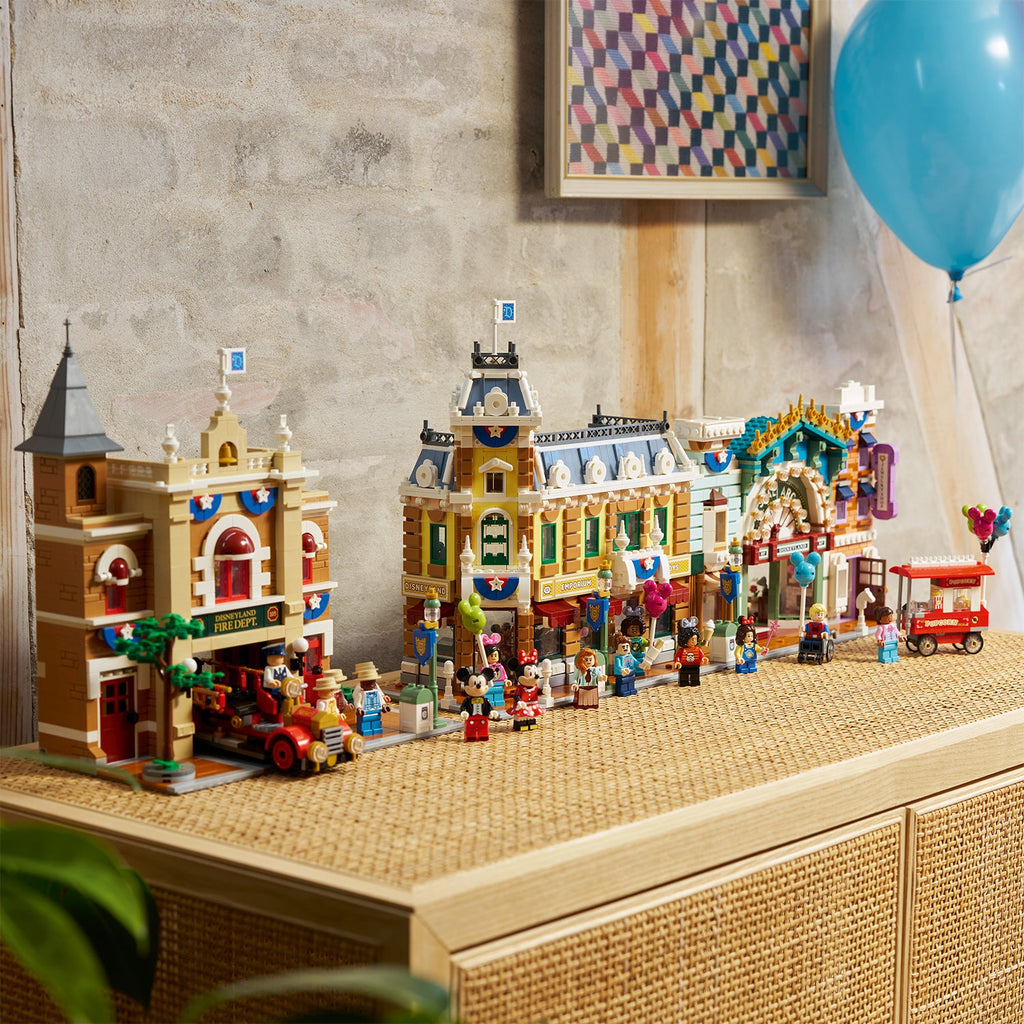 LEGO? | Disney Main Street, U.S.A.