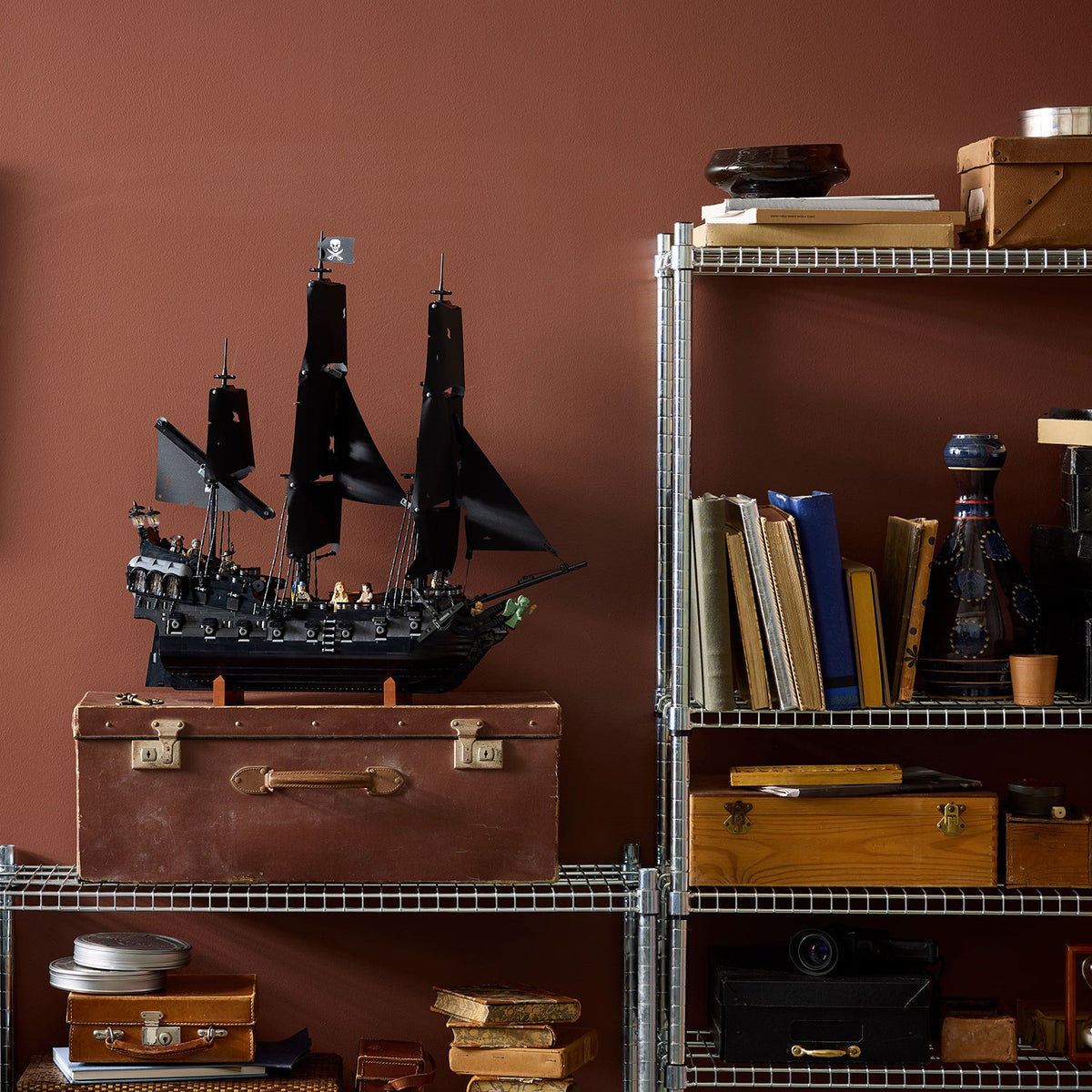 LEGO? Icons Captain Jack Sparrow's Pirate Ship