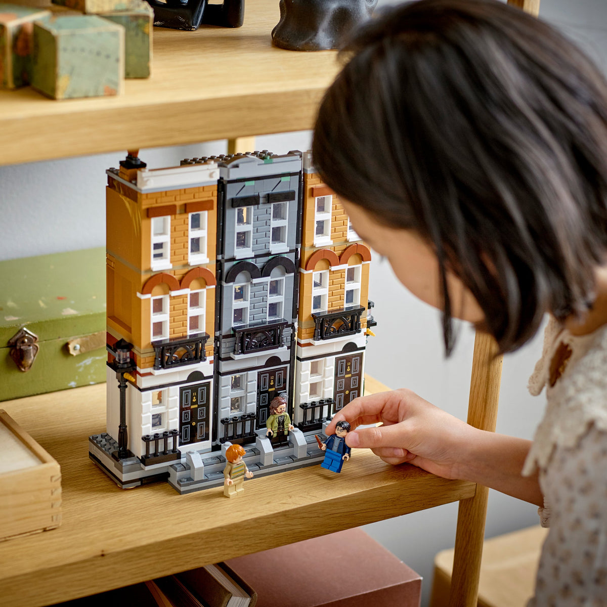 LEGO? Harry Potter? 12 Grimmauld Place