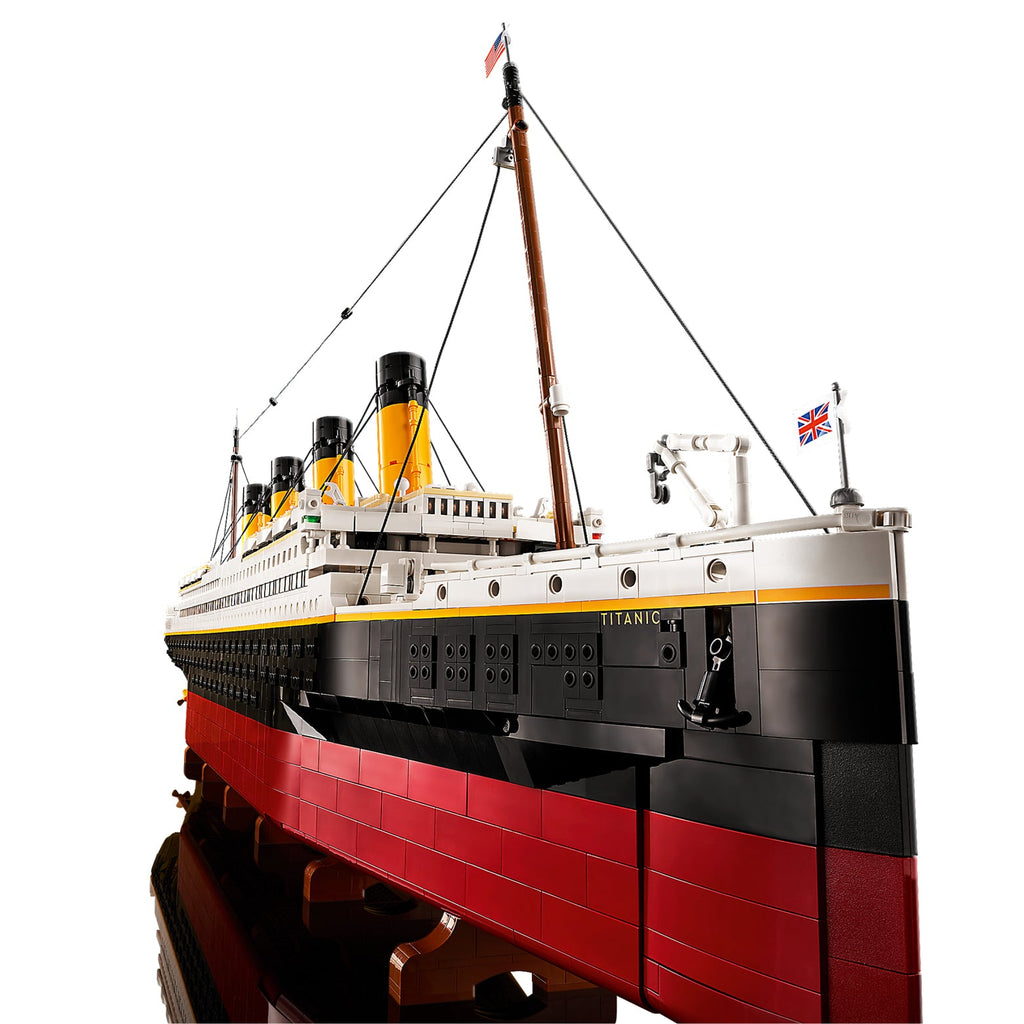 LEGO? Titanic
