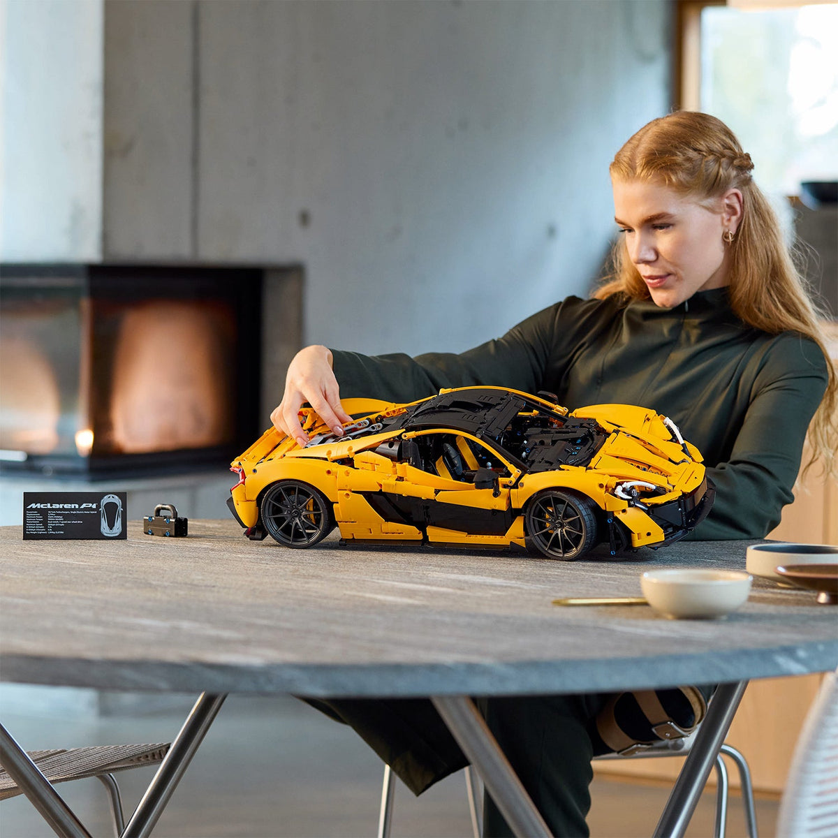 LEGO? Technic McLaren P1?
